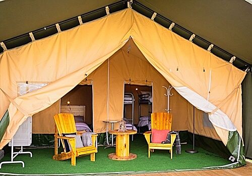 Safari front view deck and picnic area